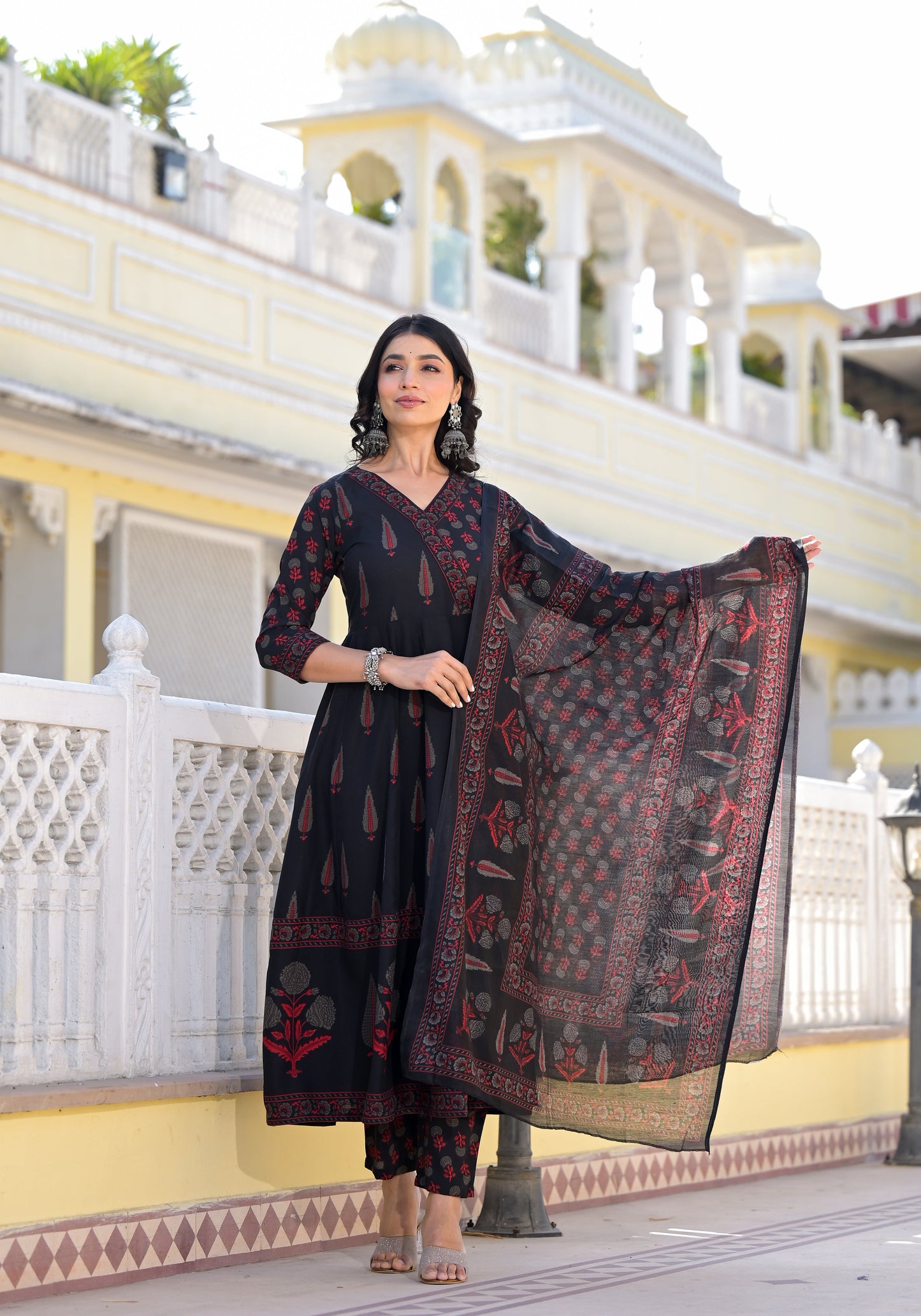 Anam Ethnic Set Women Printed Anarkali Kurta and Pant set With Dupatta