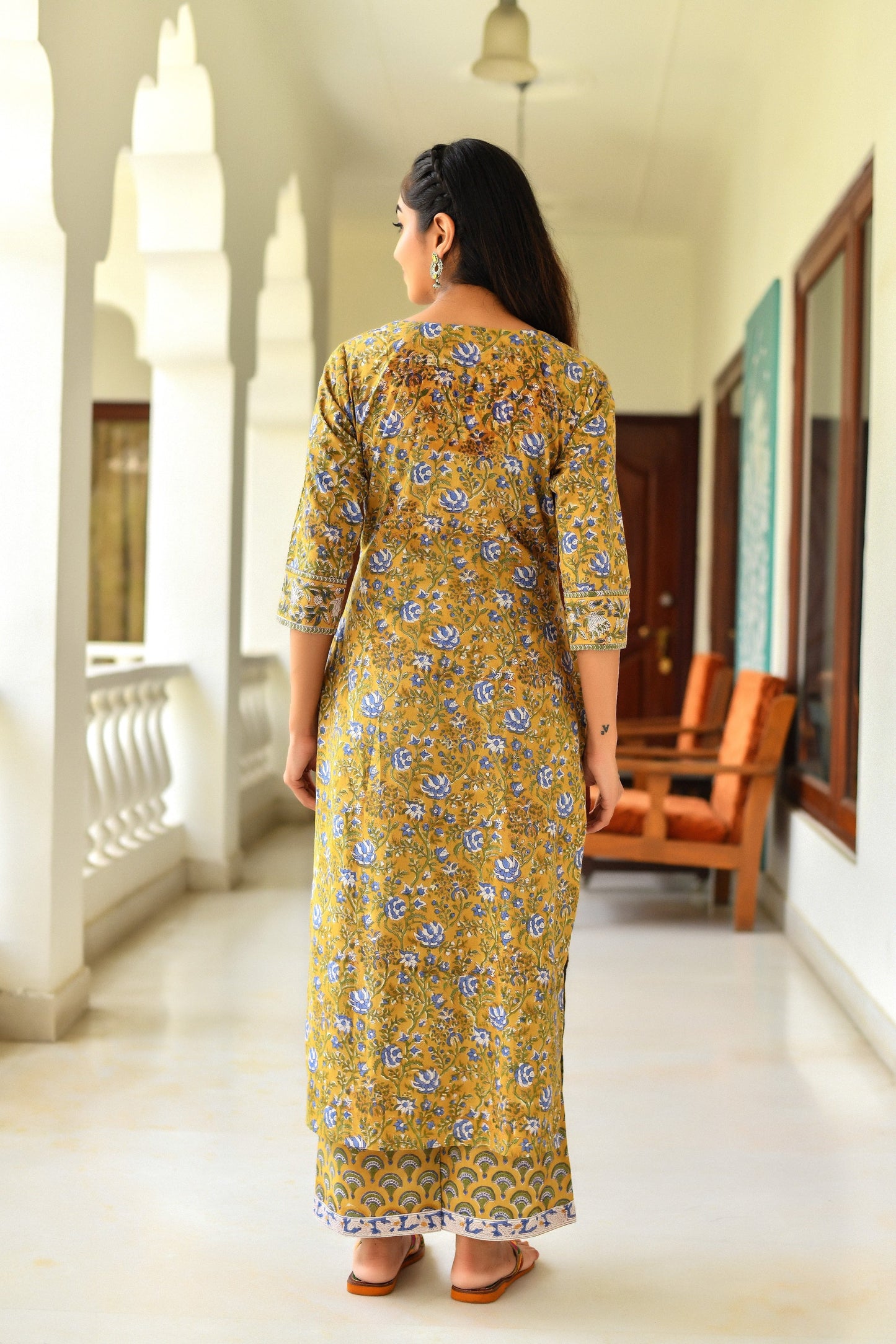 Anam Ethnic Set Women Printed Straight Kurta and Pant set with Dupatta