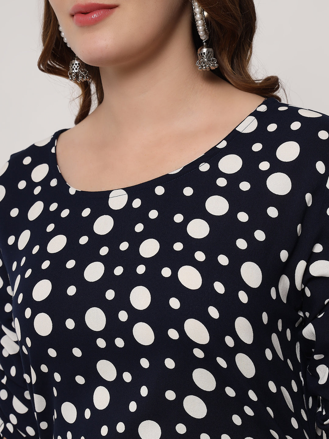 Anam jaipuri Polka Dots Straight Kurti in Black