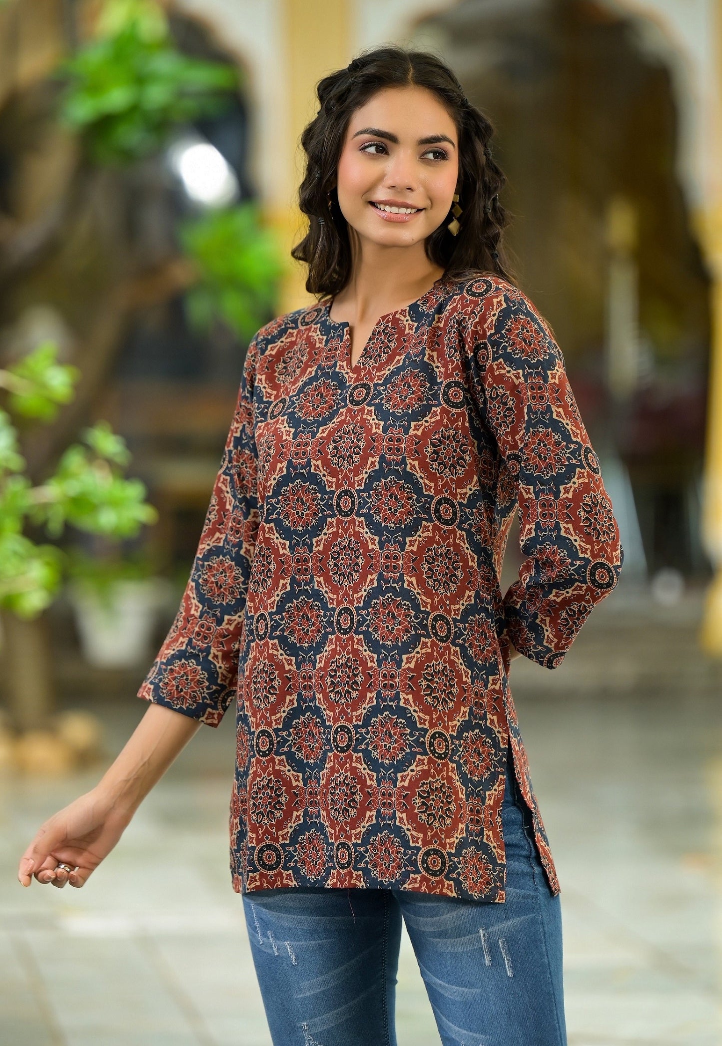 Anam Ethnic Set Women Printed Straight Kurta