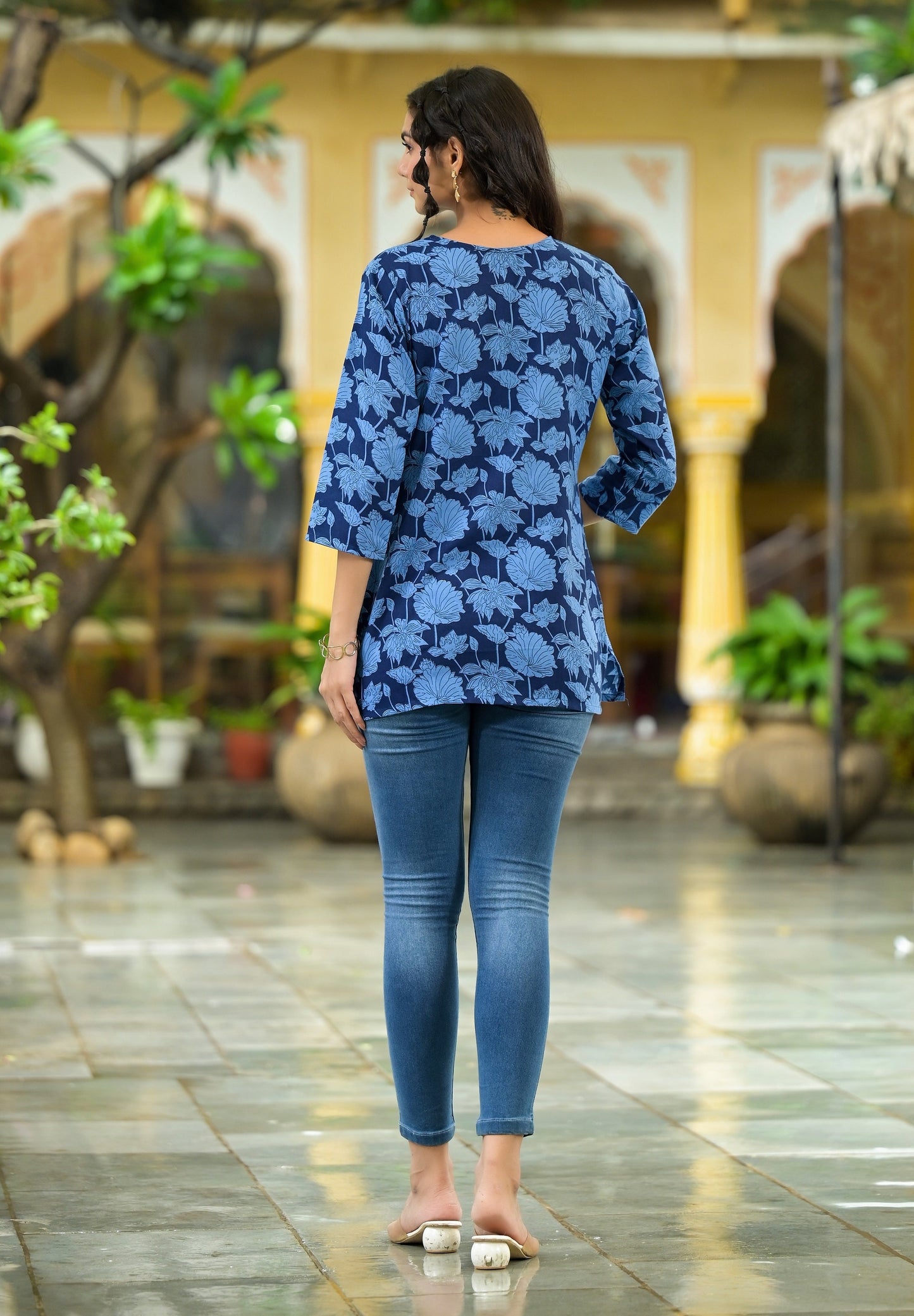 Anam Ethnic Set Floral Printed Straight Blue Kurta