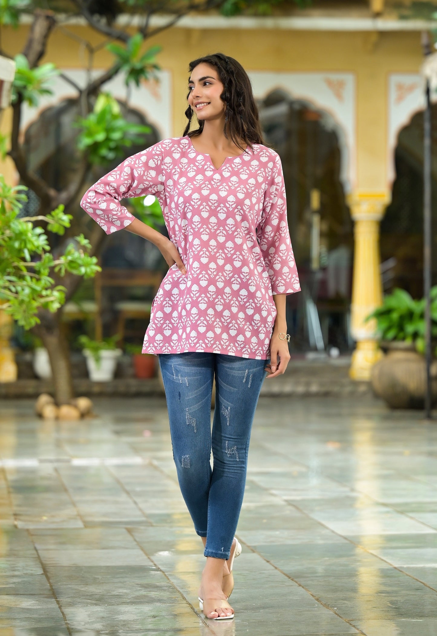 Anam Ethnic Set Women Printed Straight Pink Kurta