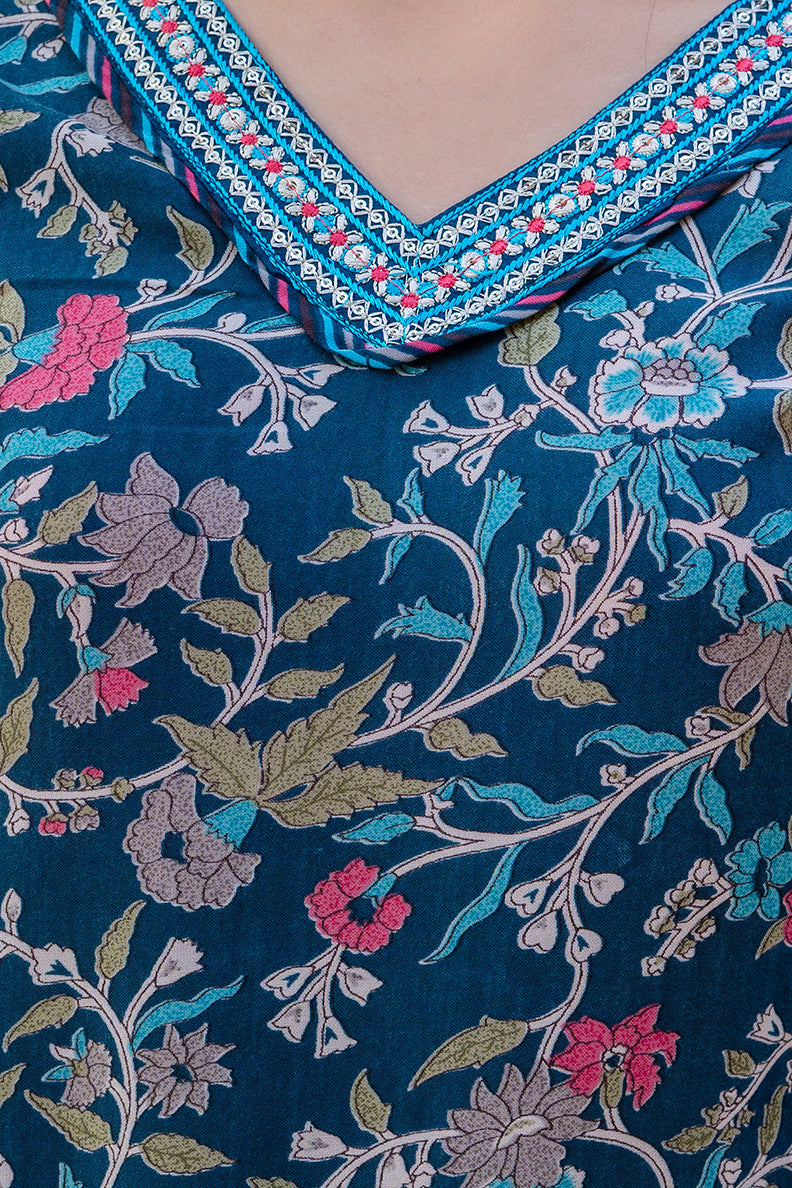 Anam Ethnic Set Women Printed Straight Kurta and Pant set with Dupatta