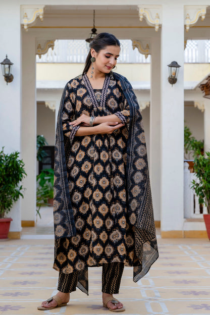 Anam Ethnic Set Women Printed Anarkali Kurta and Pant set with Dupatta