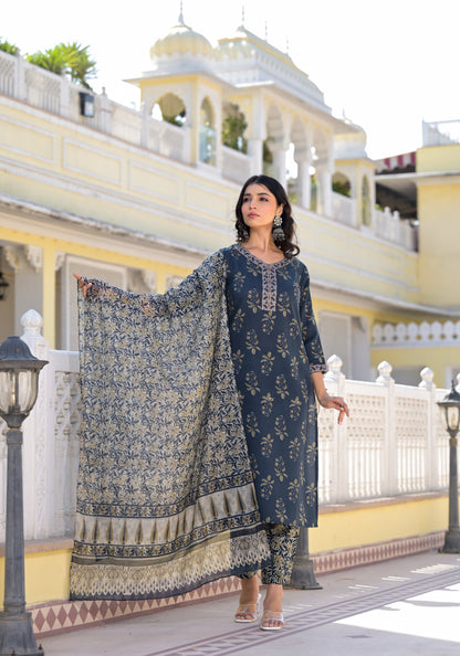 Anam Ethnic Set Women Printed Straight Kurta and Pant set With Dupatta