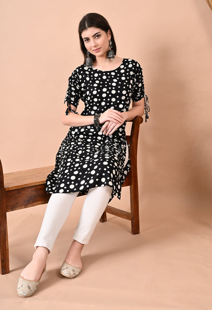 Anam jaipuri  Polka Dots Straight Kurti in Black