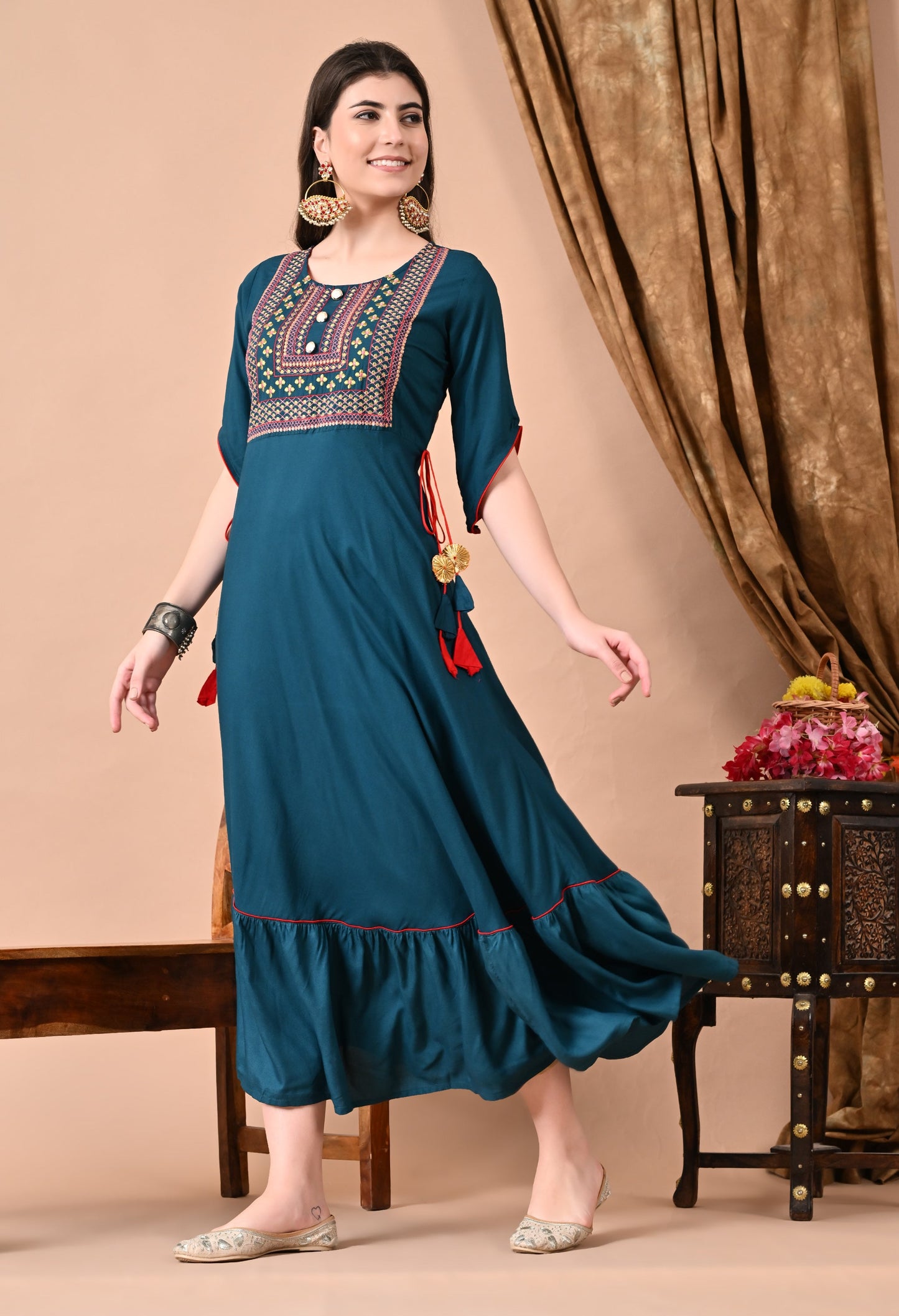 Anam jaipuri  Embroidered Anarkali Kurta In Teal Blue