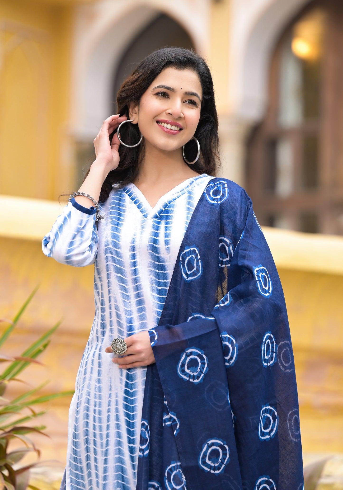 Anam Ethnic Set Women Printed Straight Kurta and Pant set with Dupatta