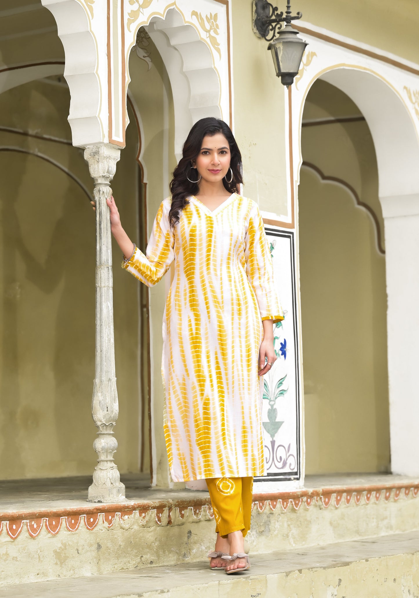 Anam Ethnic Set Women Printed Straight Kurta and Pant set with Dupatta