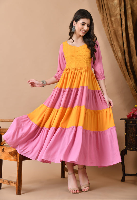 Anam jaipuri  Women Solid Viscose Rayon Anarkali Kurta