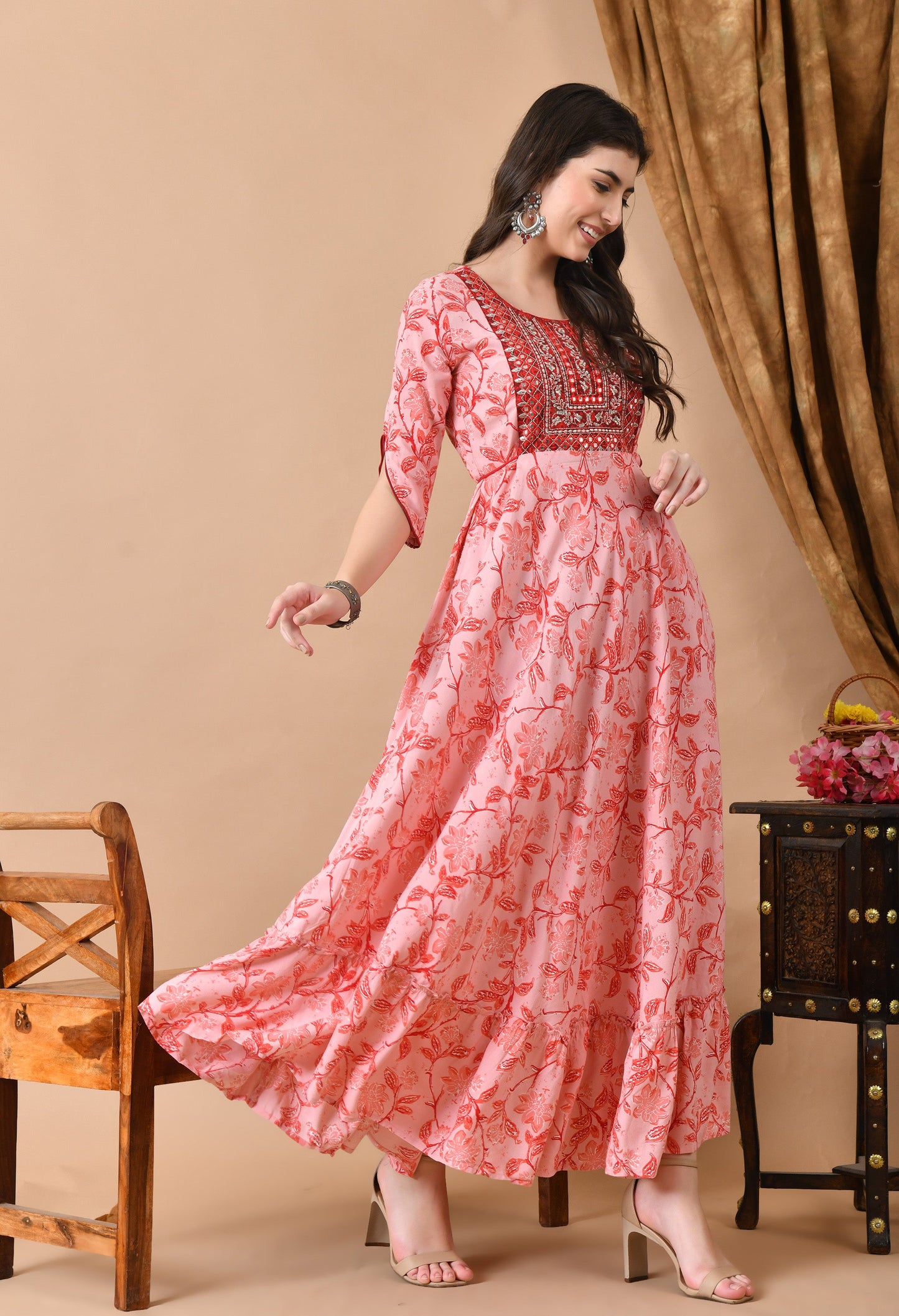 Anam jaipuri  Embroidered Long Anarkali kurta in Pink