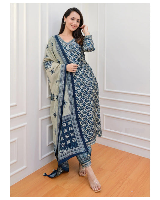 Anam Ethnic Set Women Printed Straight Kurta and Pant set with Dupatta