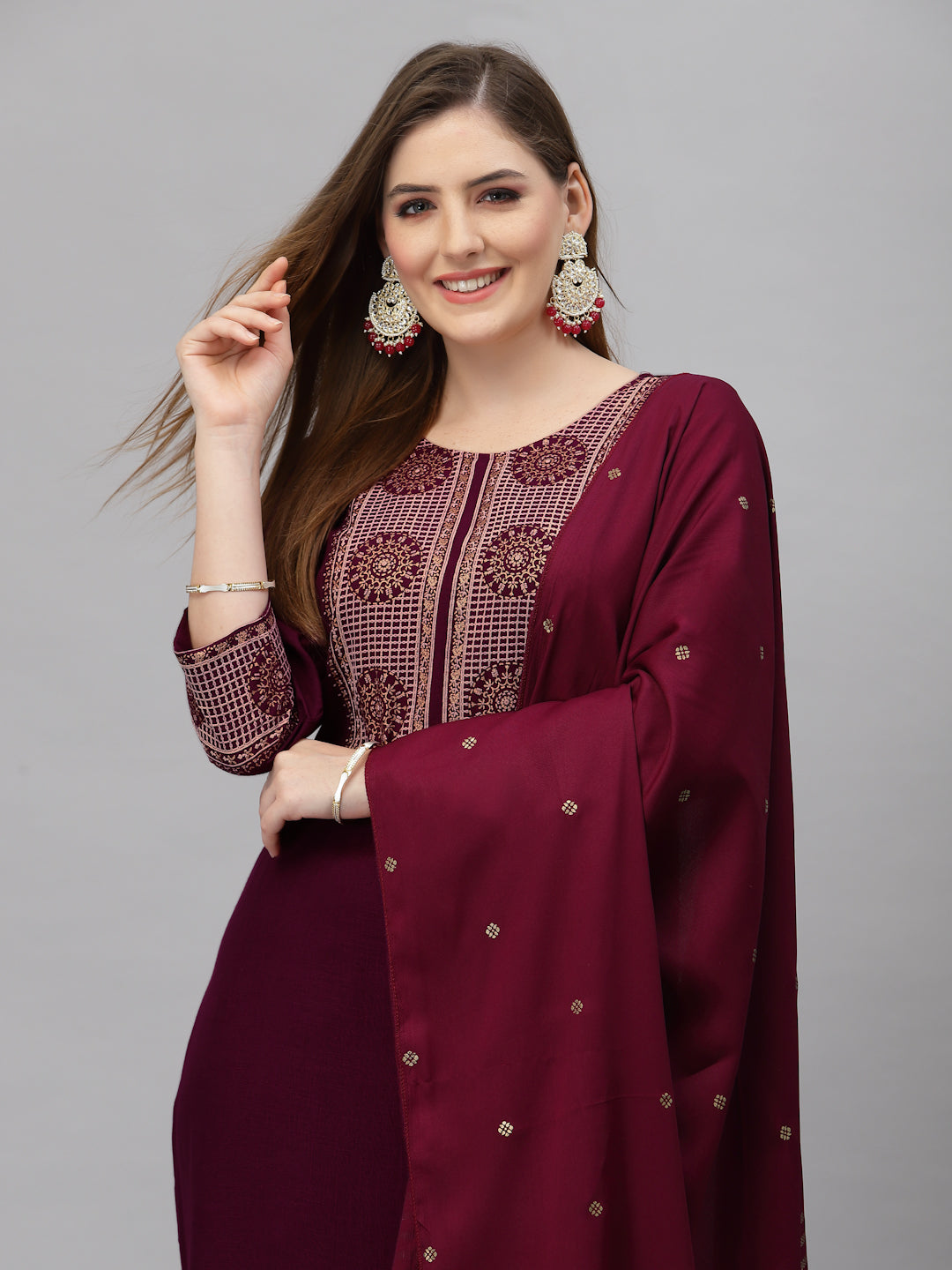 Anam Ethnic Set Women Embroidered Solid Kurta and Pant with Dupatta