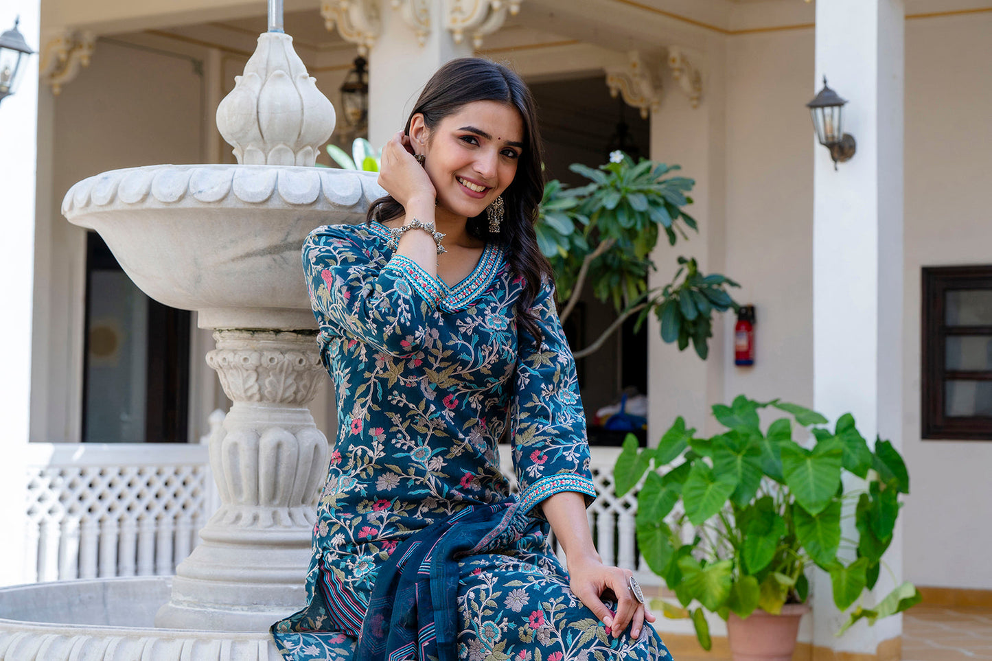 Anam Ethnic Set Women Printed Straight Kurta and Pant set with Dupatta