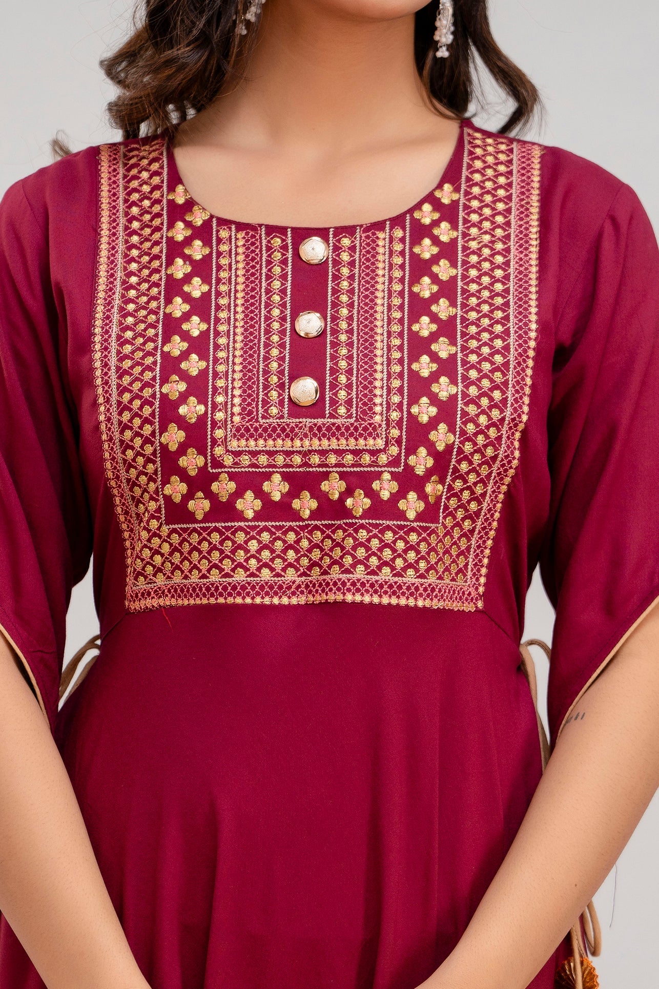 Anam jaipuri Women Embroidered Anarkali Kurta